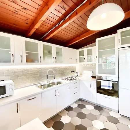 Apartment Experience At The New Bazaar *