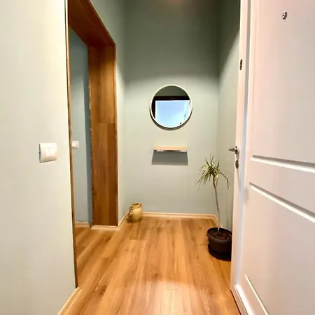 Experience, Authentic In The Heart Of Old Apartment *