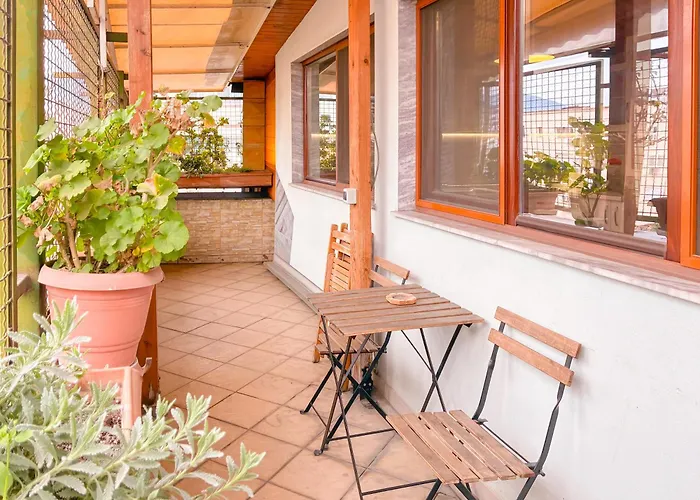 Experience At The New Bazaar Apartament