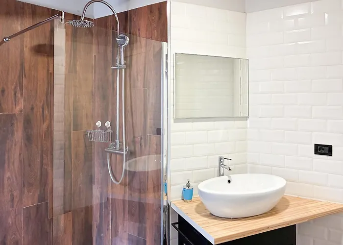 Experience At The New Bazaar Apartamento Tirana