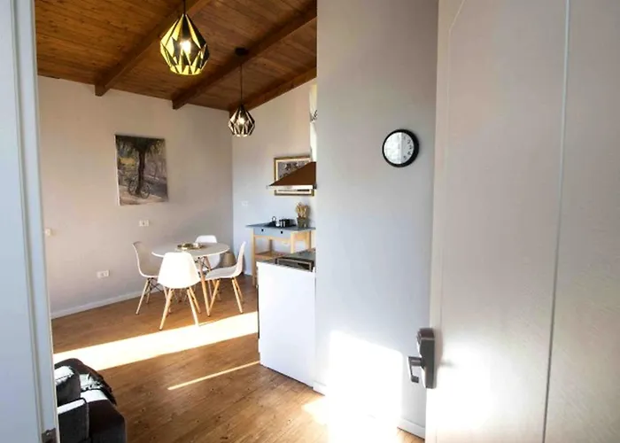 Experience At The New Bazaar