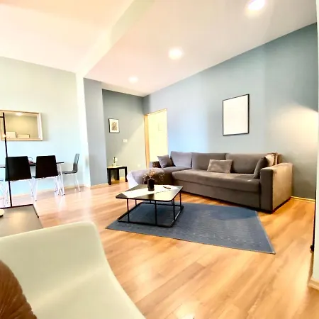 Experience At The New Bazaar Appartement *