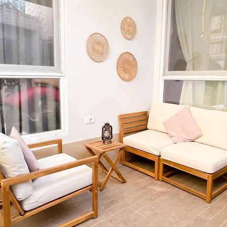 Experience At The New Bazaar Apartamento Tirana